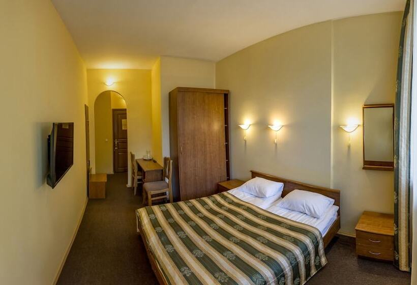 Номер Стандарт, Primorskaya