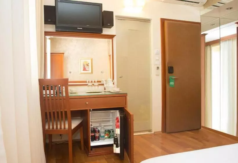 Quarto Clássico, Royal Suites