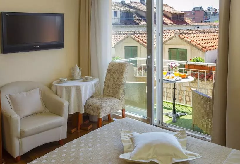 Quarto Superior com Sacada, Royal Suites