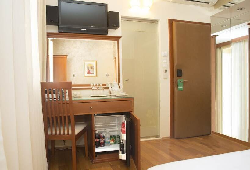 클래식 룸, Royal Suites