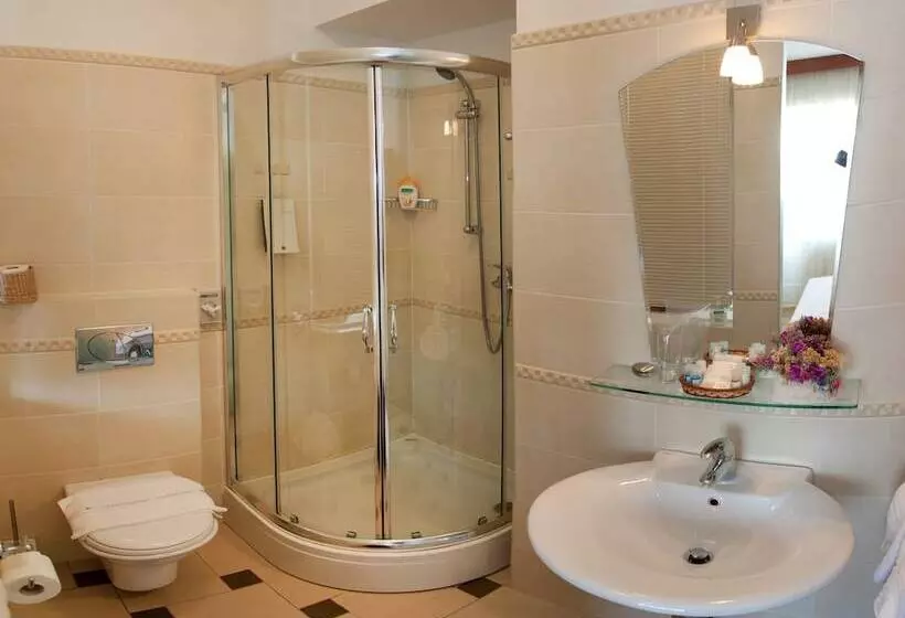 Quarto Clássico, Royal Suites