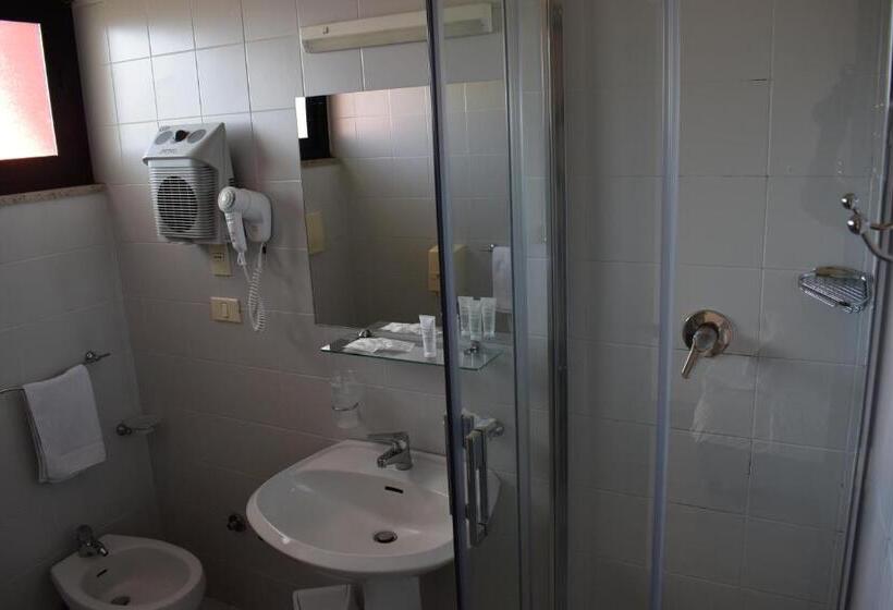 חדר סטנדרט, Sant Elia