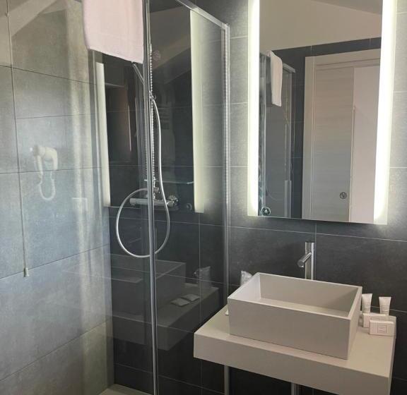 חדר סטנדרט, Sant Elia