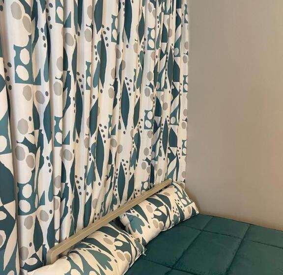 スタンダードトリプルルーム, Sant Elia