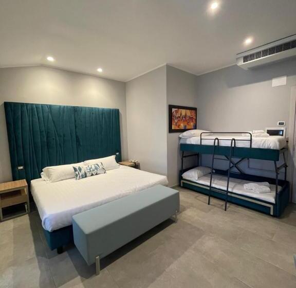 חדר קלאסי לארבעה, Sant Elia