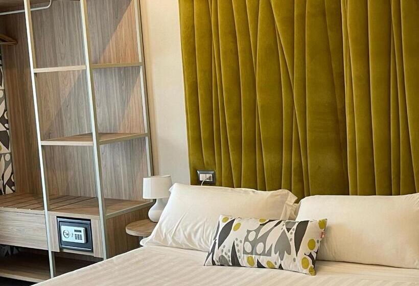 コンフォートルーム, Sant Elia