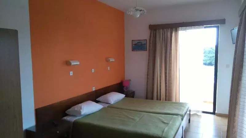 استودیوی استاندارد, Vera Studios