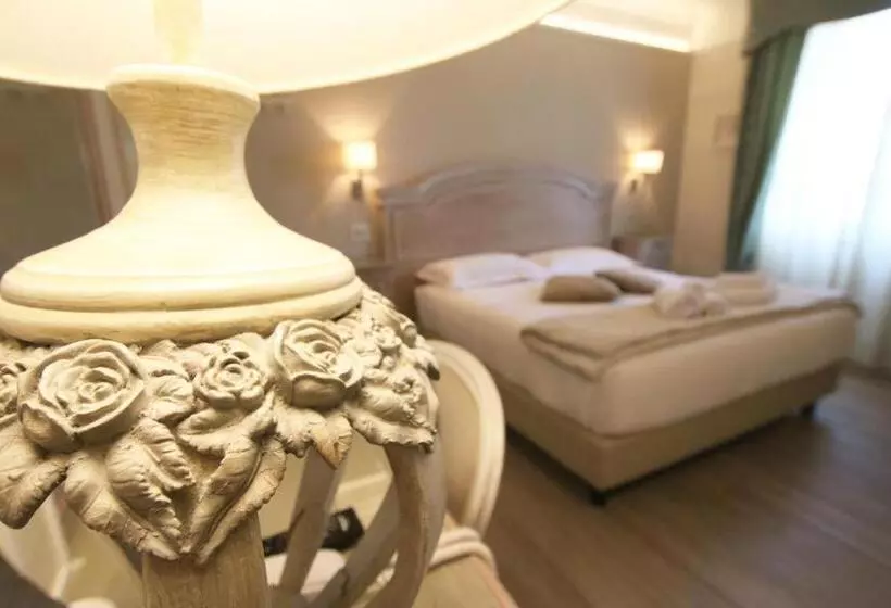 اتاق استاندارد سه نفره, Villa Margherita