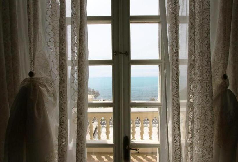 اتاق استاندارد با بالکن و چشمانداز دریا, Villa Margherita