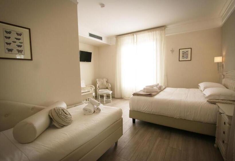 اتاق استاندارد با بالکن و چشمانداز دریا, Villa Margherita