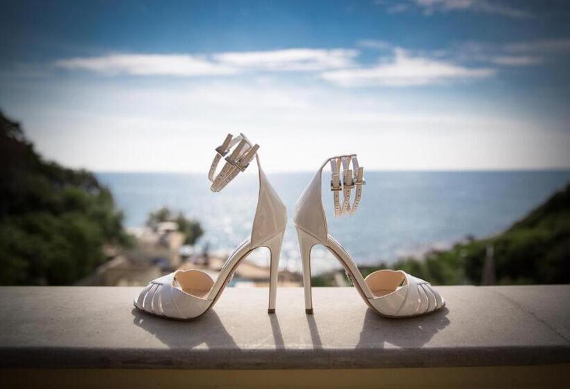 اتاق استاندارد چهار تخته با چشمانداز دریا, Villa Margherita