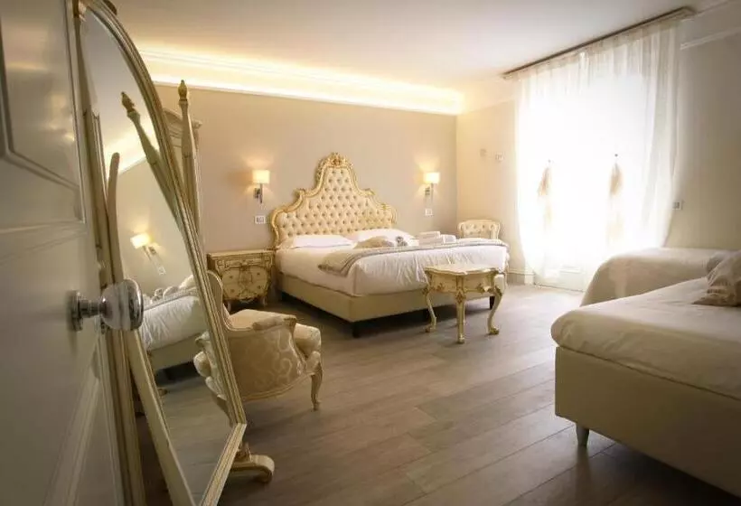 اتاق استاندارد چهار تخته با چشم‌انداز دریا, Villa Margherita
