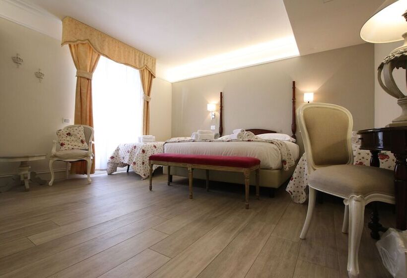 اتاق کلاسیک چهارنفره, Villa Margherita