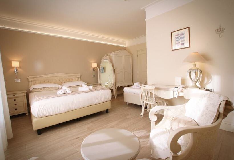 اتاق سوپریور چهار تخته, Villa Margherita