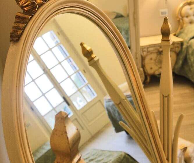 اتاق کلاسیک سه تخته, Villa Margherita