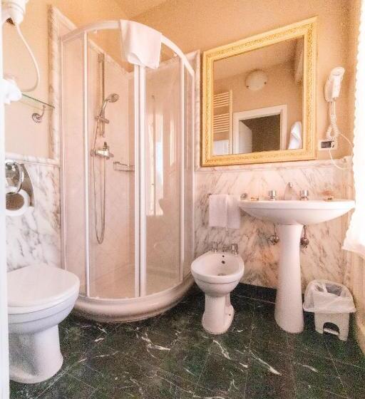 غرفة سوبيريور, Viscardo