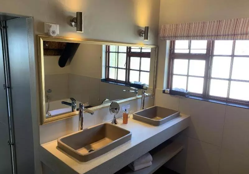 スーペリアールーム, Wedgeview Country House & Spa