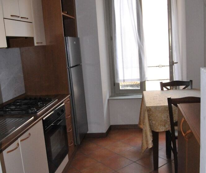 استودیوی سوپریور, Antico Borgo