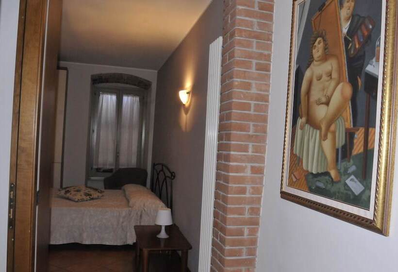 استودیوی سوپریور, Antico Borgo