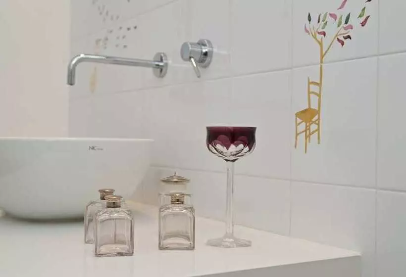 オーシャンビュークラシックルーム, Romantic Hotel & Restaurant Villa Cheta Elite