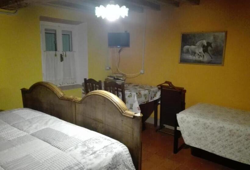 غرفة قياسية ثلاثية, B&b San Nicola