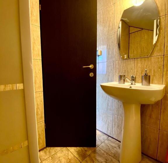 Номер Стандарт, Restaurant Pensiunea Carmen