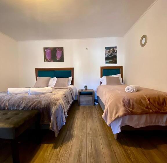 Номер Стандарт Трехместный, Restaurant Pensiunea Carmen