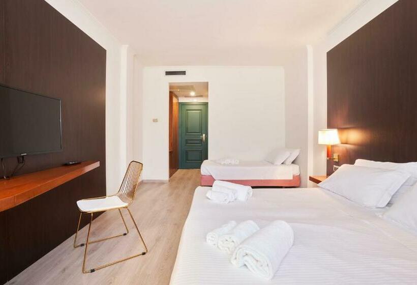 Quarto Estandar, Cyrano