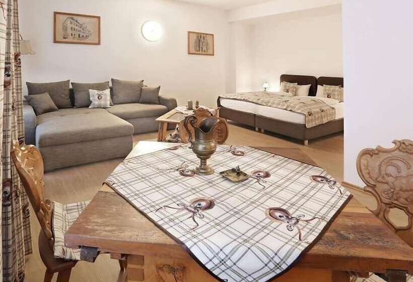 Апартаменты Комфорт 1 Спальня, Freischutz Apartments