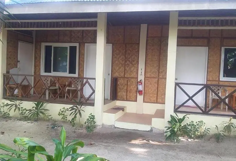デラックスの４人部屋, The Sharks Tail Dive Resort