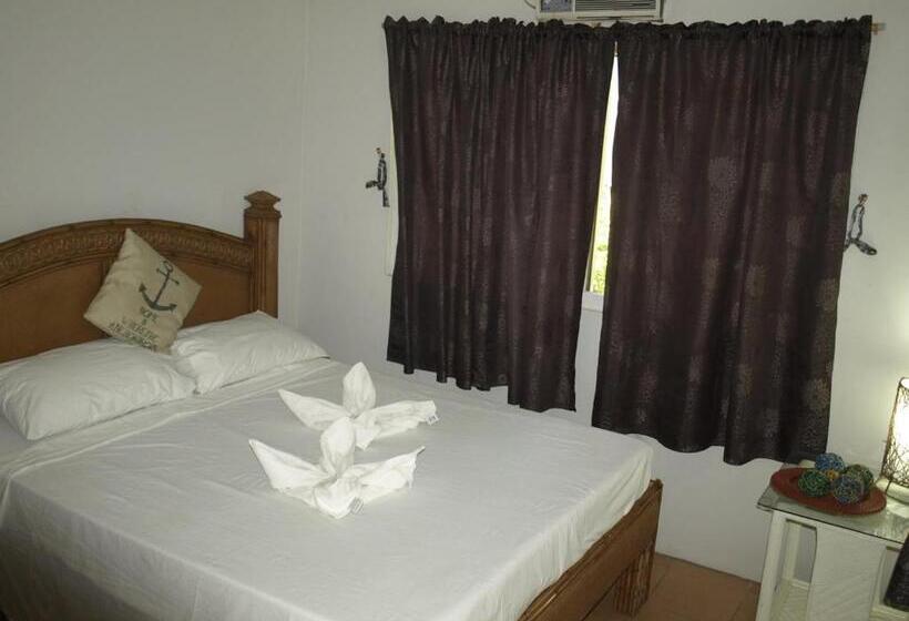 اتاق استاندارد, The Sharks Tail Dive Resort