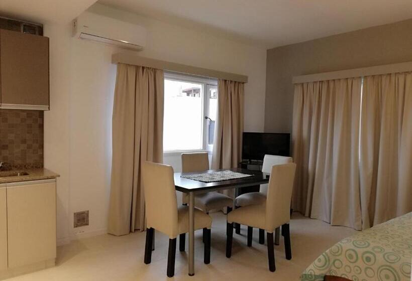 آپارتمان 1 خوابه, Los Tritones Apart