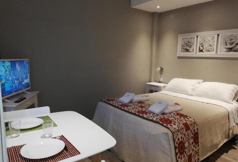 استودیوی استاندارد, Los Tritones Apart