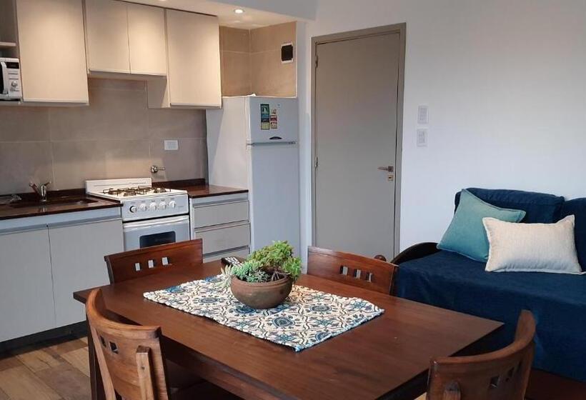 آپارتمان 1 خوابه با چشمانداز دریا, Los Tritones Apart