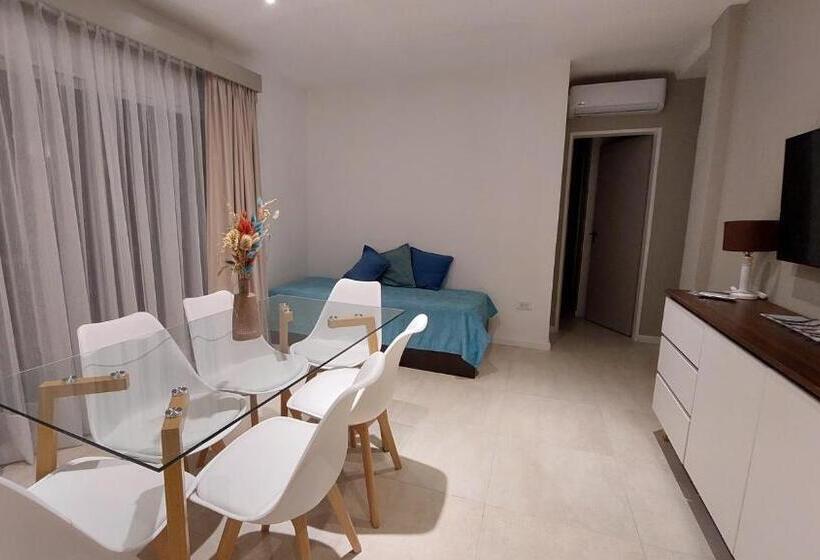 آپارتمان 1 خوابه با بالکن, Los Tritones Apart