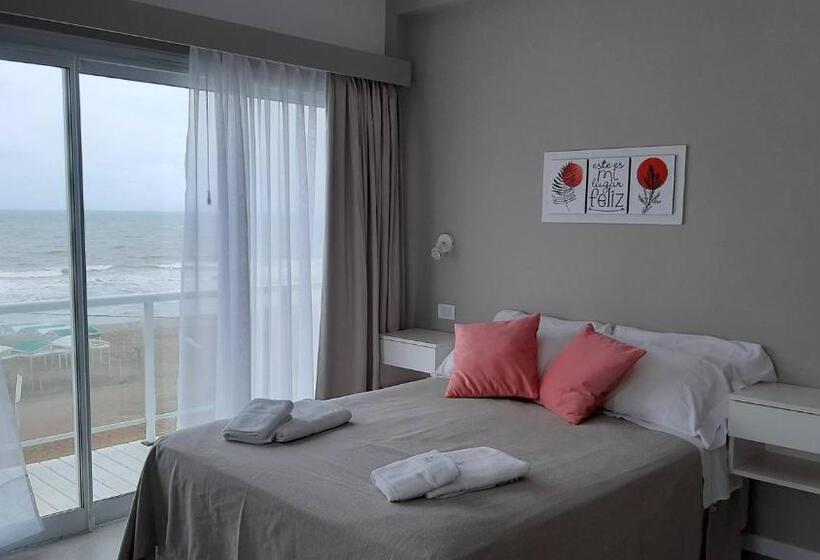 استودیوی لوکس, Los Tritones Apart