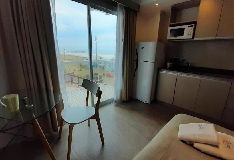 استودیو استاندارد با بالکن, Los Tritones Apart