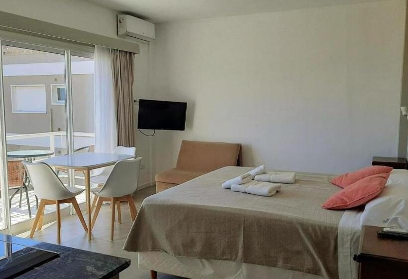 استودیو استاندارد با بالکن, Los Tritones Apart