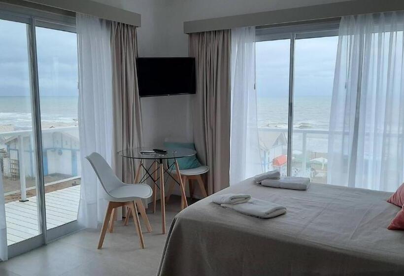 استودیوی لوکس, Los Tritones Apart