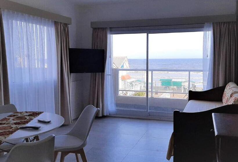 آپارتمان 1 خوابه با تراس, Los Tritones Apart