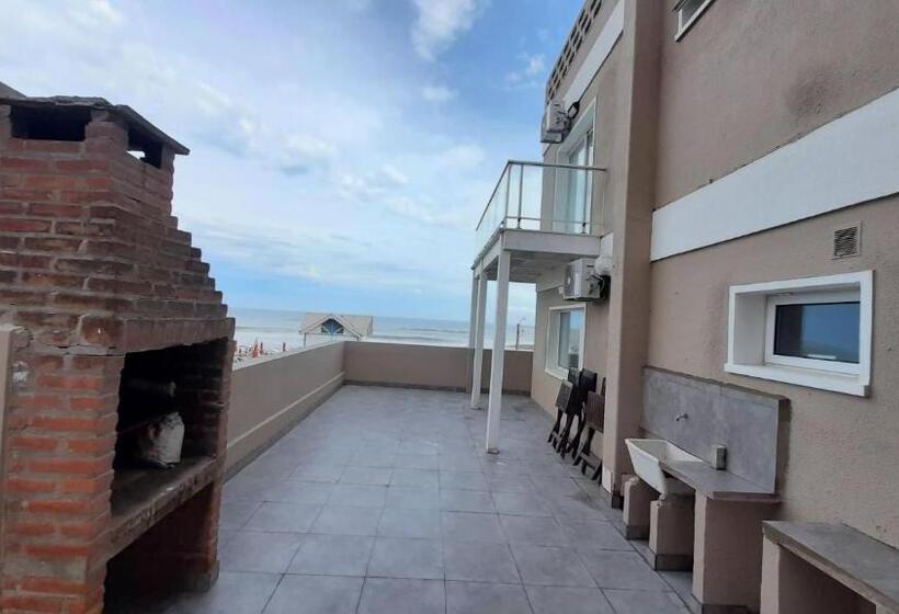 آپارتمان 1 خوابه با تراس, Los Tritones Apart