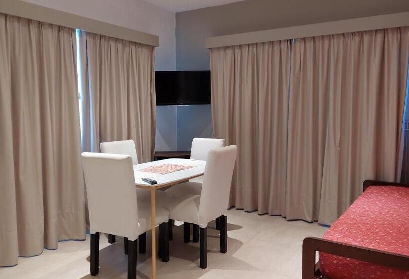 آپارتمان 1 خوابه, Los Tritones Apart