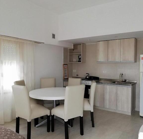 آپارتمان 1 خوابه با چشمانداز دریا, Los Tritones Apart