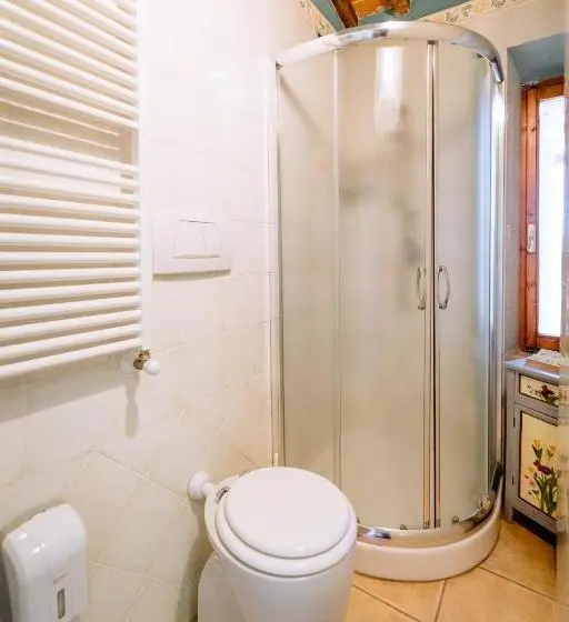 スタンダードルーム, B&b Da Nada Locanda Toscana