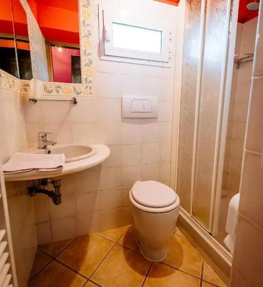 トリプルクラシックルーム, B&b Da Nada Locanda Toscana