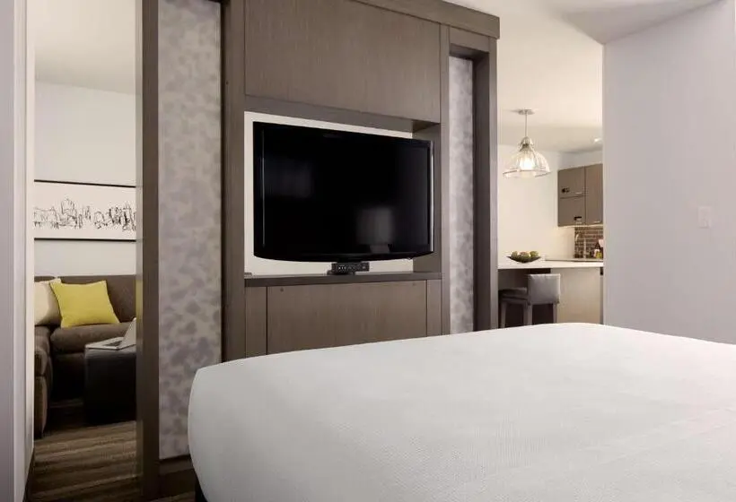 キングサイドベッドのスタンダードワンルーム, Hyatt House Indianapolis Fishers
