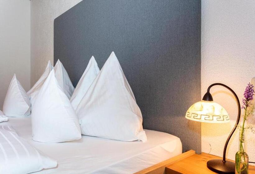 스탠다드 룸 가든 전망, Der Pfindlhof