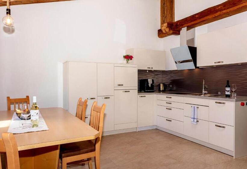 침실 1개 테라스 아파트, Der Pfindlhof