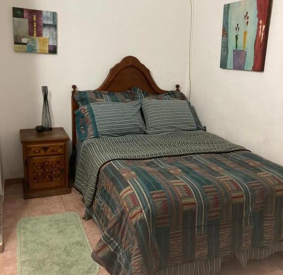 غرفة قياسية رباعية, Hostal Casa Blanca