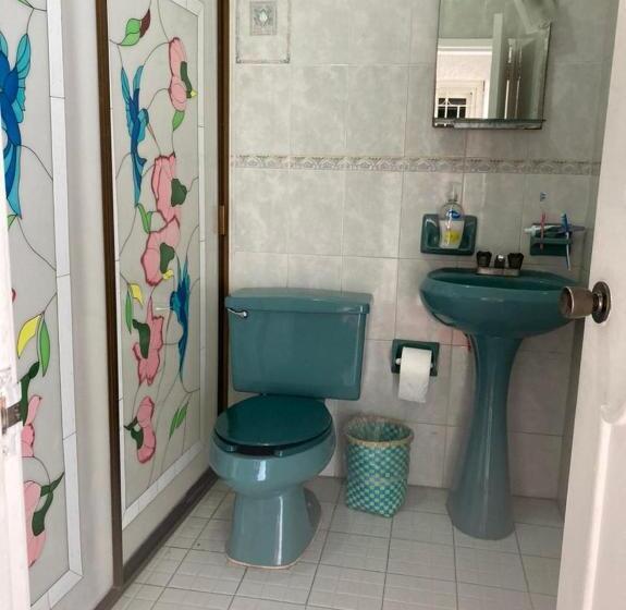 غرفة أساسية ثلاثية, Hostal Casa Blanca